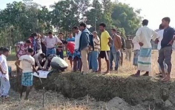 Kailasahar: Villagers are in trouble due to illegally occupied roads, demanded immediate solution Kailasahar: Villagers are in trouble due to illegally occupied roads, demanded immediate solution